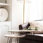 Livestay-Three Bed London Apartment With Balcony